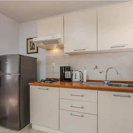 Apartment Cozy In Dubasnica *