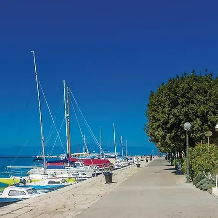 Cozy In Dubasnica Apartman *